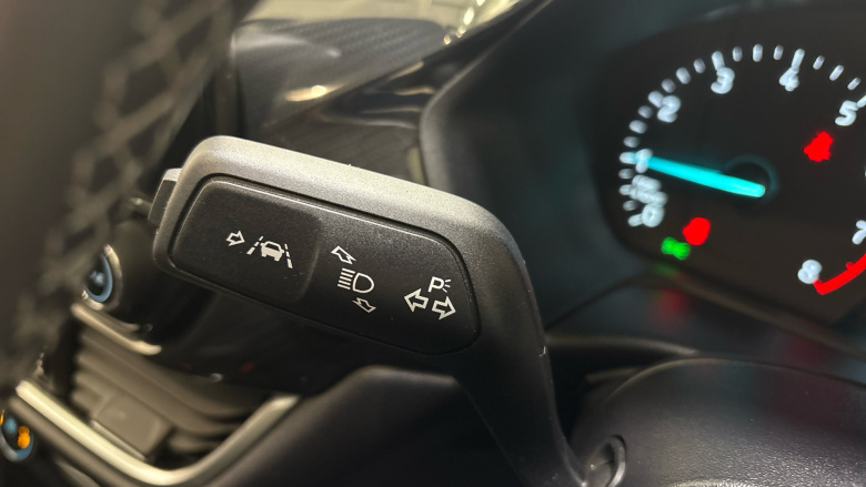 Ford Puma 1.0 EcoBoost Hybrid mHEV Titanium 5dr Petrol Hatchback